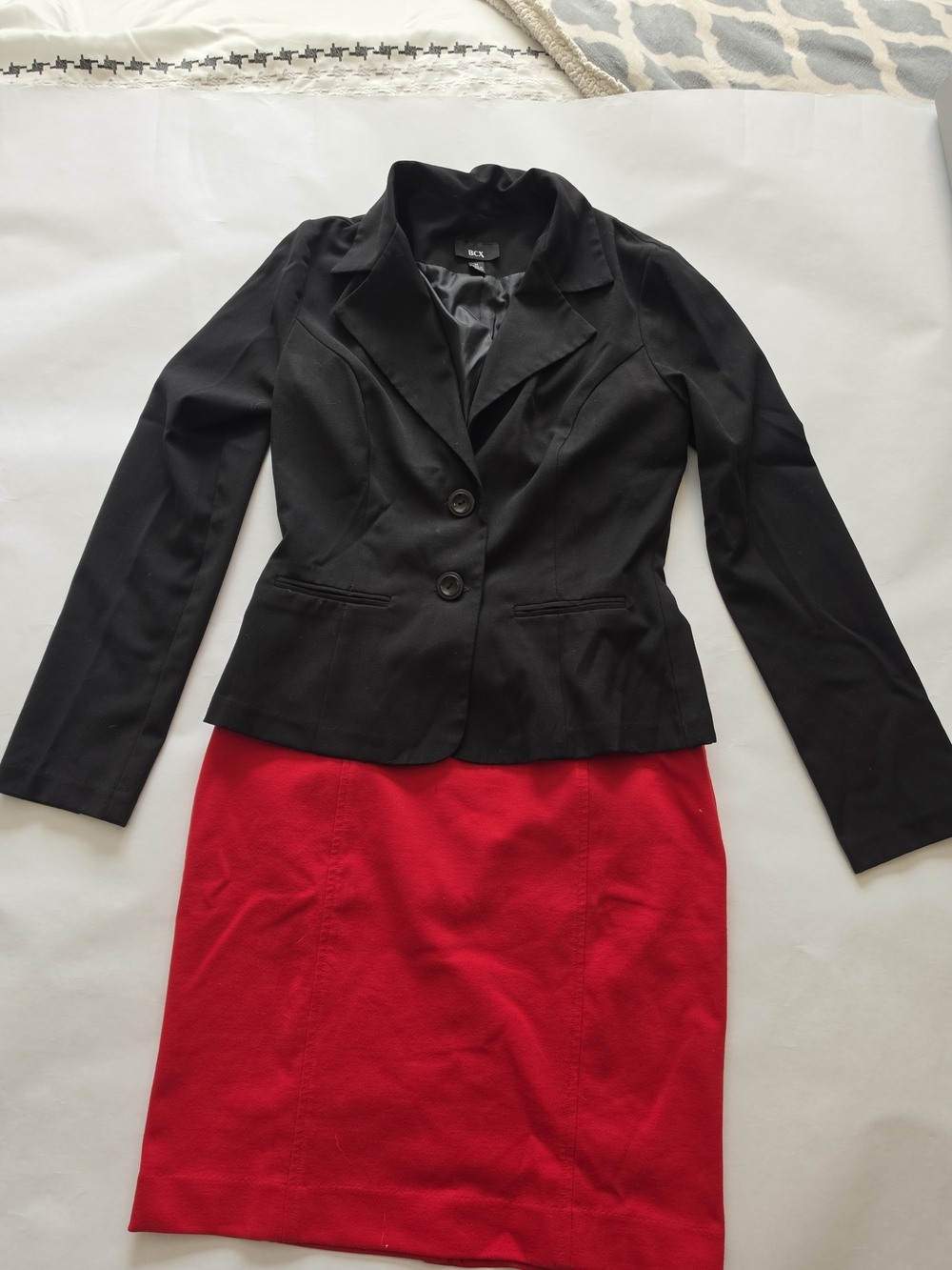 Michael Kors Red Skirt Size 6 And Black BCX Blazer Jacket Size M